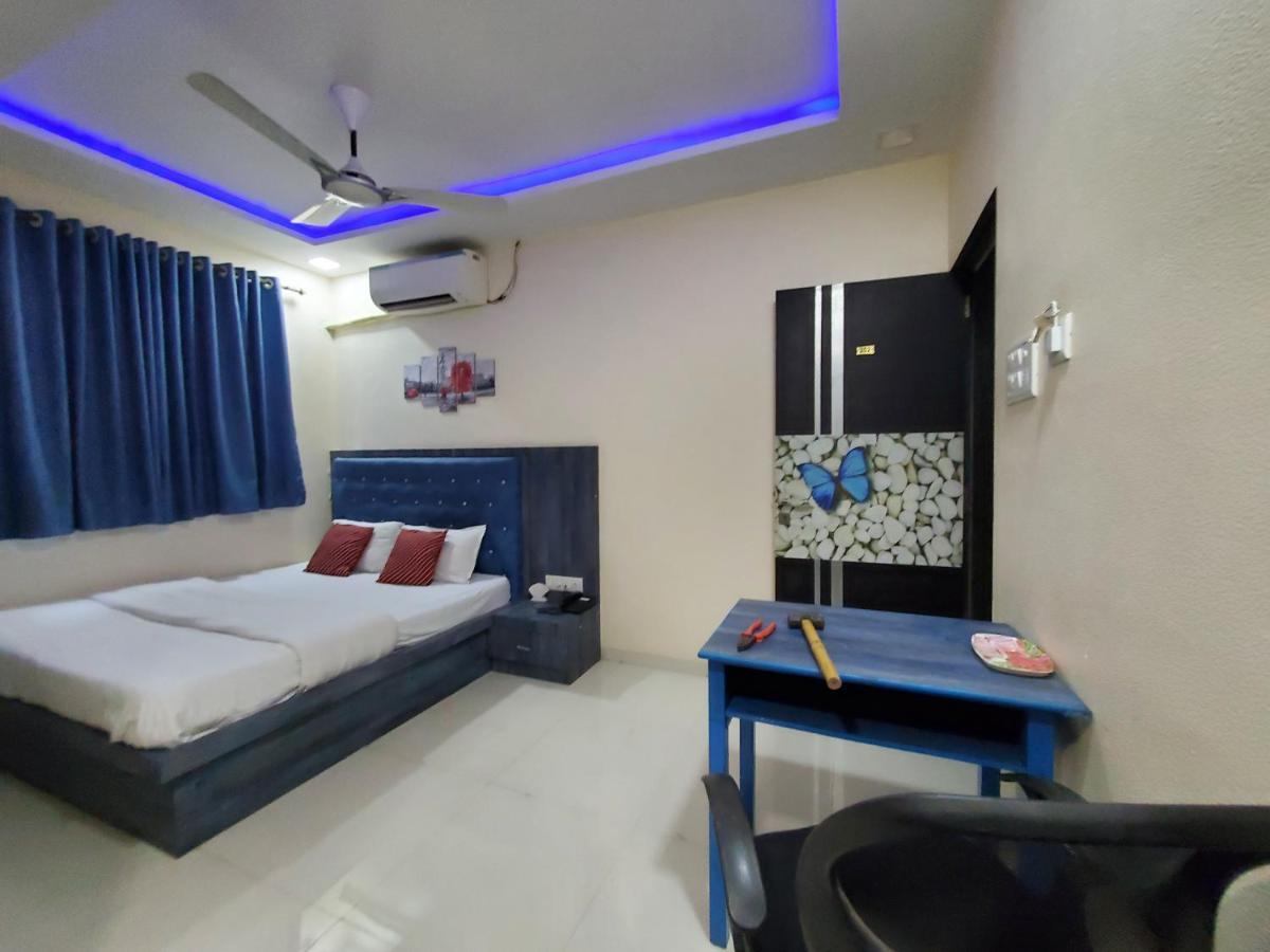 Hotel Mari Aai Residency Navi Mumbai Exterior foto