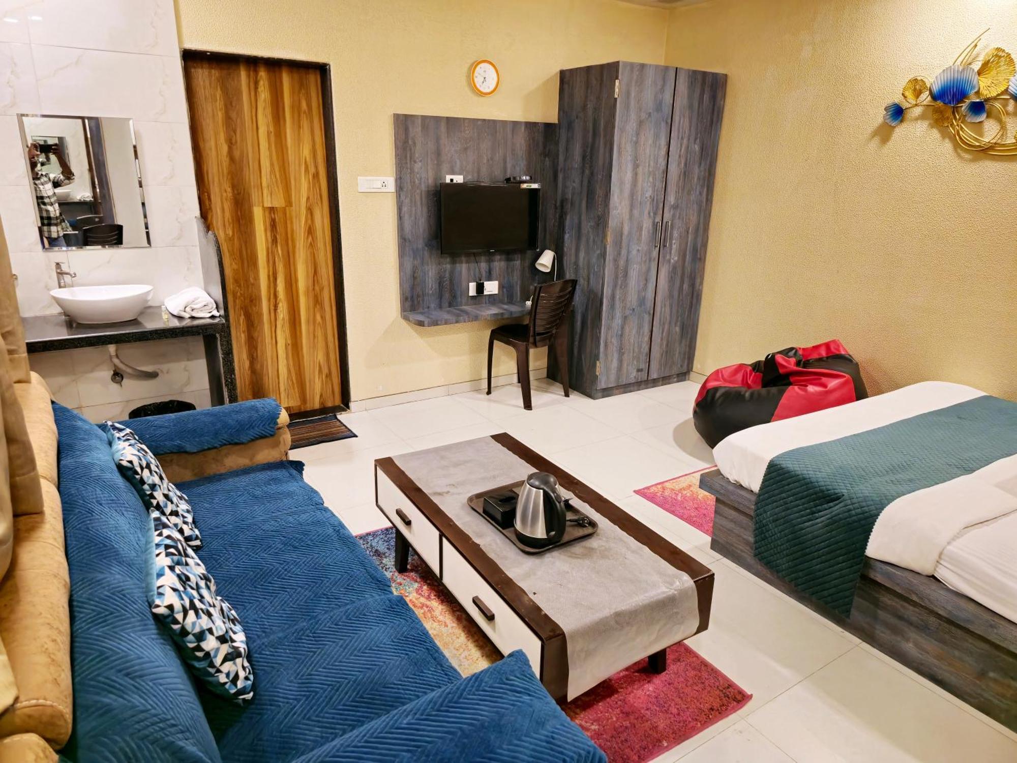 Hotel Mari Aai Residency Navi Mumbai Zimmer foto