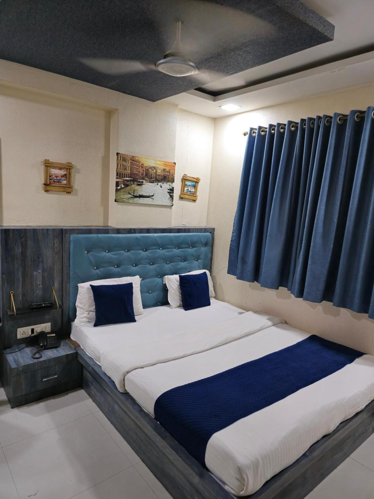 Hotel Mari Aai Residency Navi Mumbai Zimmer foto