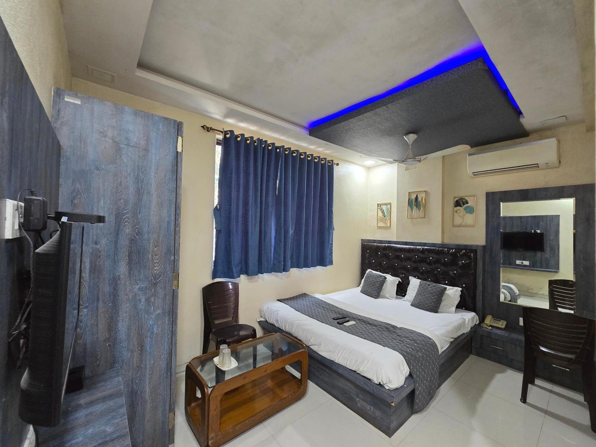 Hotel Mari Aai Residency Navi Mumbai Zimmer foto